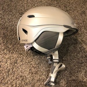 Smith Voyage womens ski/snowboard helmet